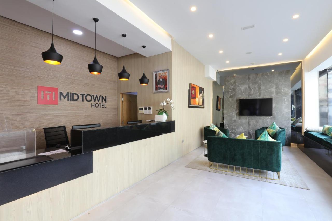 Hotel Mid Town 4*